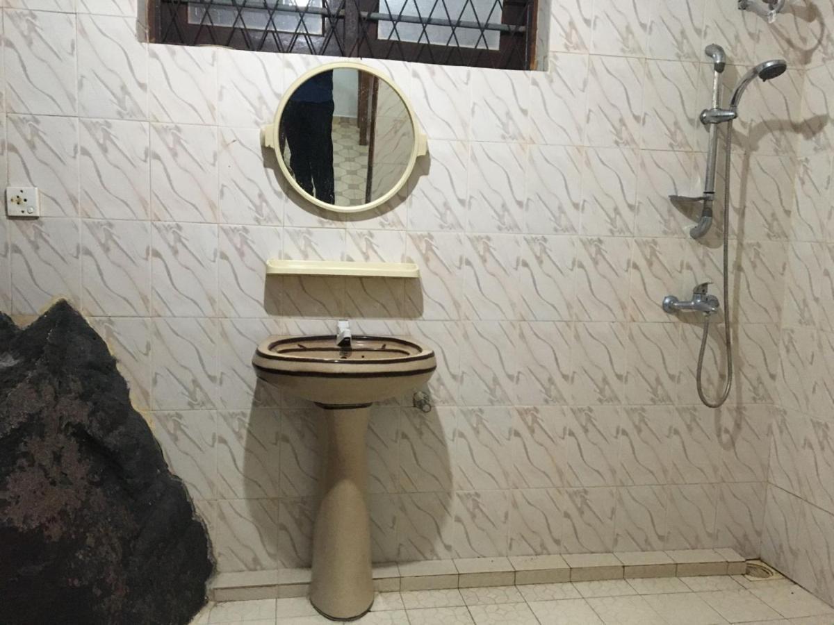 Rock House Hotel Unawatuna Kültér fotó